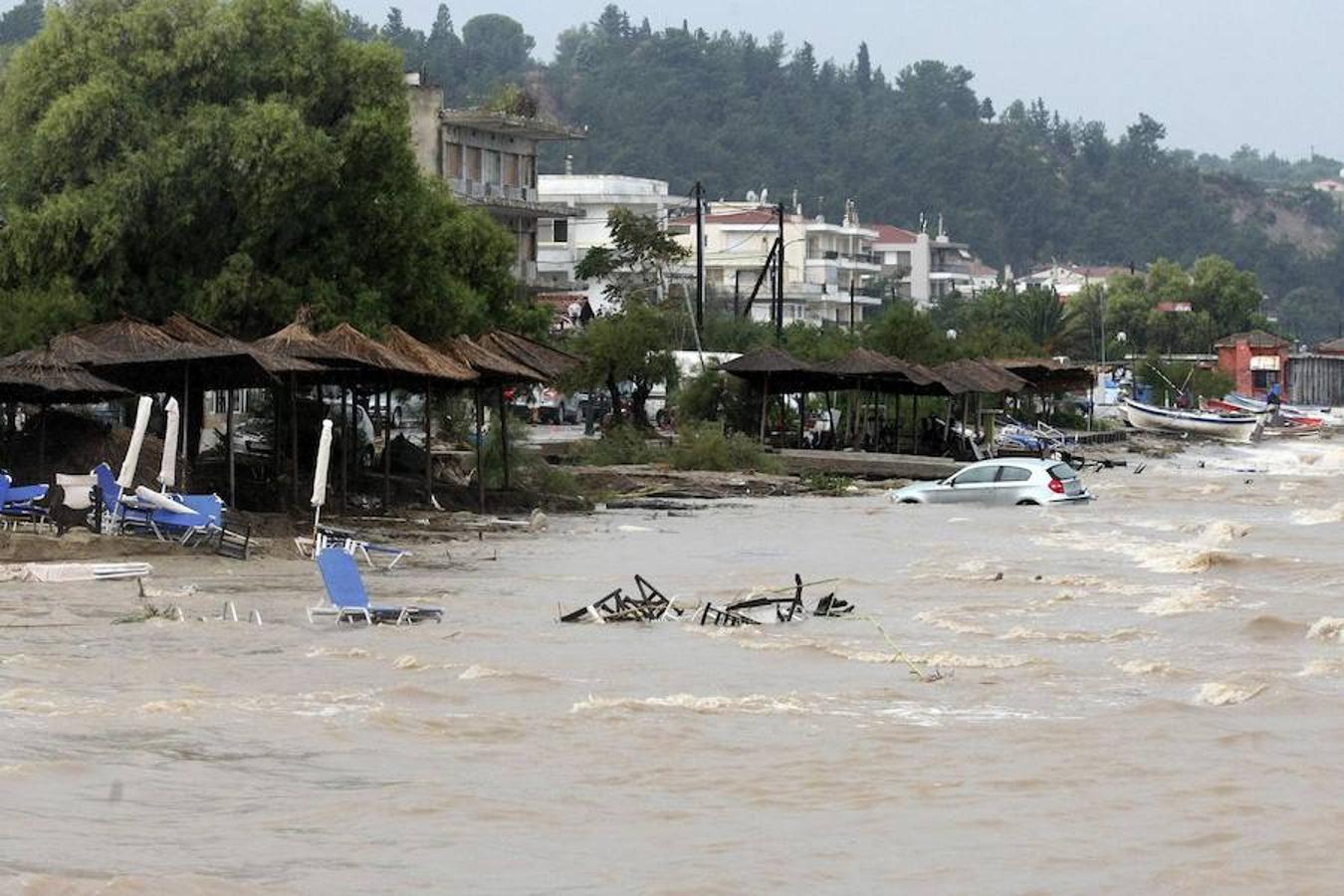 En imágenes las inundaciones en Grecia han dejado ya tres muertos