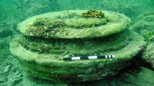 Detalle de una «dolomita», fabricada por bacterias hace millones de años