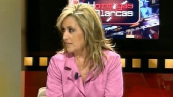 Lydia Lozano durante uno de los debates de «Hormigas Blancas»