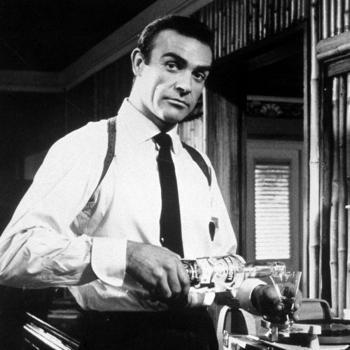 Sean Connery interpretando a James Bond, amante del vermut