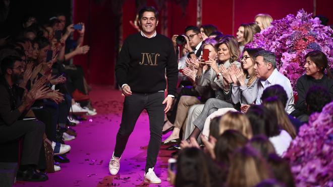 Jorge Vázquez cierra su desfile otoño/invierno 2018-19 en MBFWM