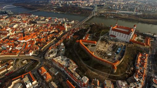 Bratislava, junto al danubio