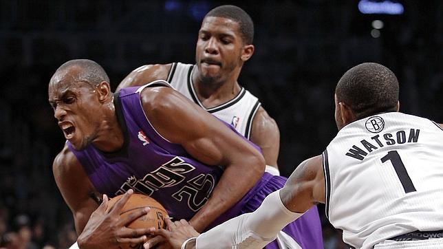 Los propietarios de los Sacramento Kings venden el equipo a Seattle