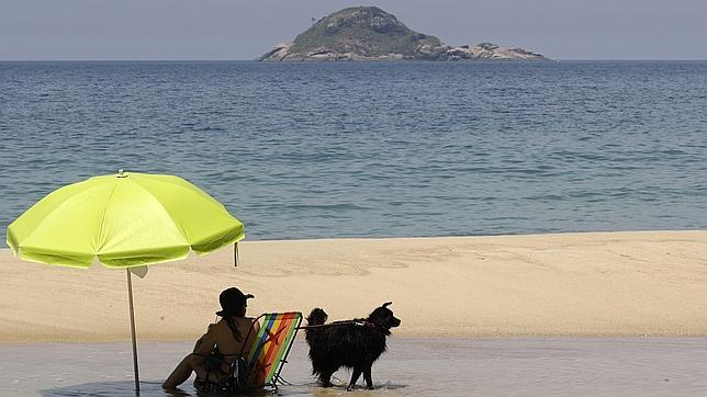 Imagen de la playa de Sao Conrado, en Rio de Janeiro