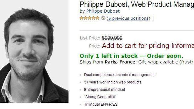 El joven se presenta como 'el último en stock' y anima a los interesados a añadirle a su carrito de la compra