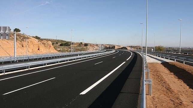 Fomento creará una sociedad pública para rescatar a las autopistas en quiebra