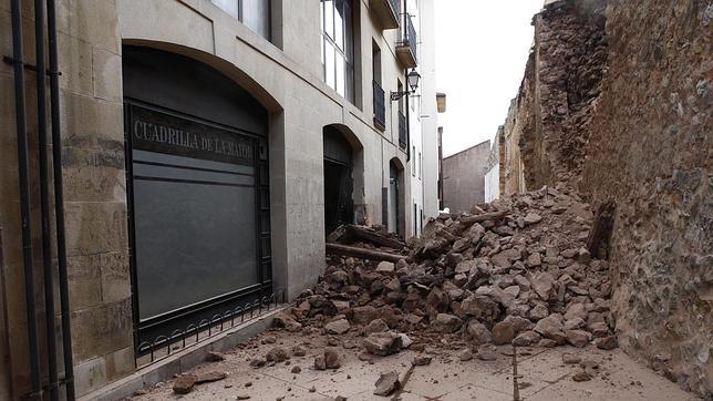 Derrumbe en la muralla medieval de Soria