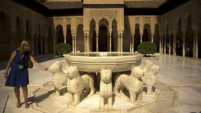 La Alhambra subirá en 2014 el precio de su entrada de 13 a 14 euros