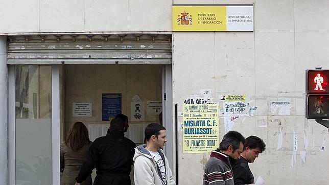 Cáritas supera al INEM en colocación de trabajadores