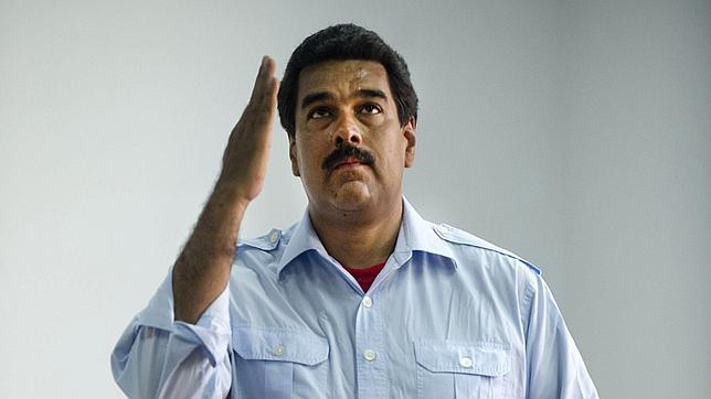La cara de Nicolás Maduro «se aparece» en un cuadro de Hugo Chávez