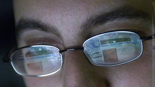 Españoles crean las primeras lentes que previenen la degeneración de retina