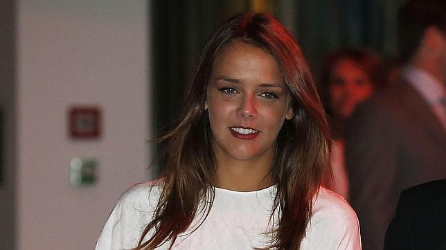 En la gala veraniega de Mónaco Pauline deslumbró con su belleza