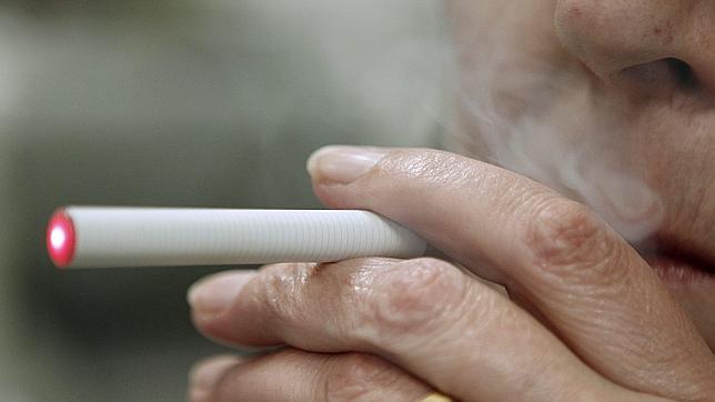 Cigarrillo electrónico, más consumido entre los jóvenes