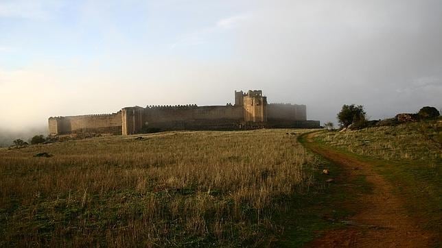 https://www.google.com/maps/search/castillo+de+san+martín+de+montalbán/@39.7493723,-4.4201907,1627m/data=!3m1!1e3?hl=es