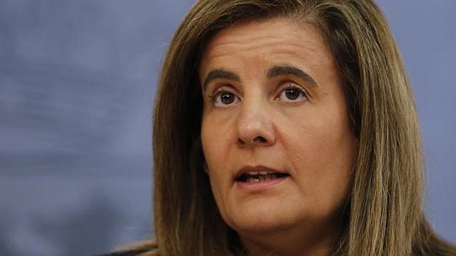 La ministra de Empleo, Fátima Báñez, en la rueda de Prensa tras el Consejo de Ministros