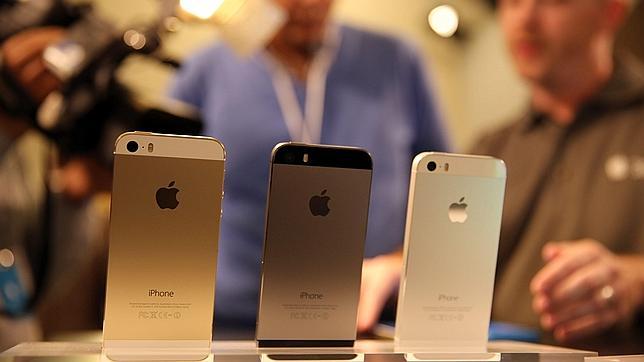 El iPhone 5S te sigue «rastreando» aunque hayas agotado la batería