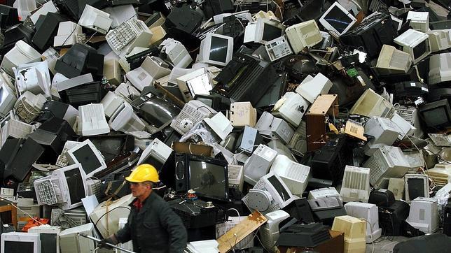 PC, móvil e impresora, los residuos electrónicos más recuperables