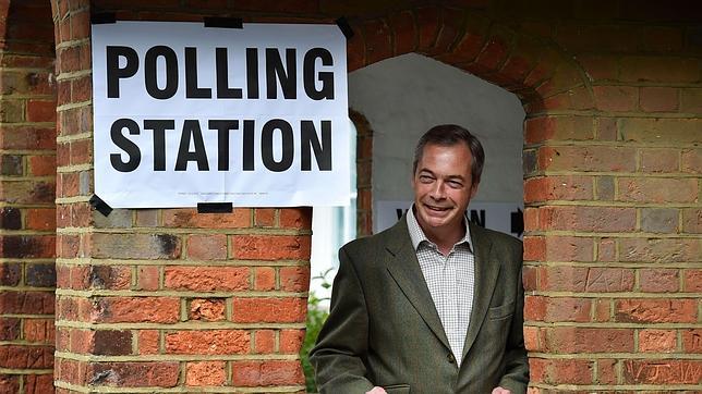 El fuerte avance euroescéptico en Reino Unido desata el pánico al «terremoto UKIP»