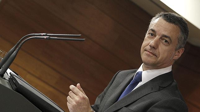Bildu dice que Urkullu recibirá trato de «vasallo» en la proclamación de Felipe VI