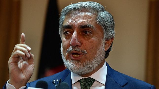 Abdulá denuncia fraude y pide la suspensión del recuento de las elecciones en Afganistán