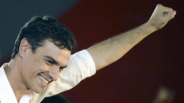 Sánchez critica a Madina: «No se puede dejar caer que hay unos avales libres y otros cautivos»