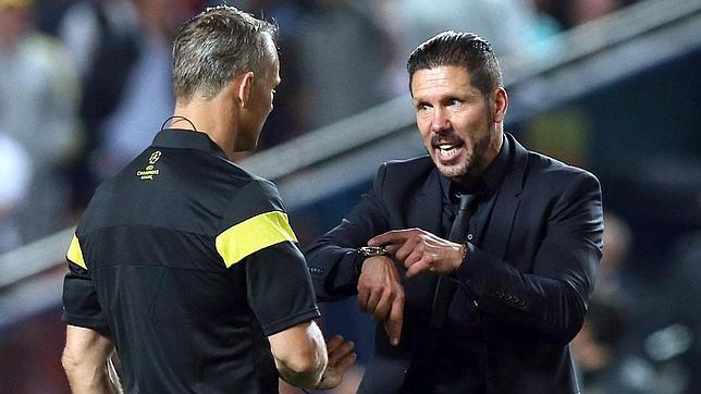 Simeone champions Clearance