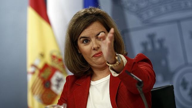 Soraya Sáenz de Santamaría durante la rueda de prensa tras el Consejo de Ministros