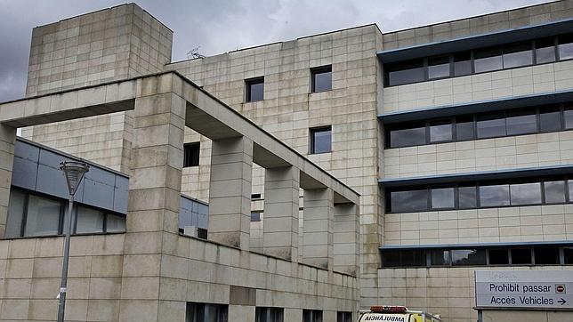 Imagen de la fachada de urgencias del hospital San Juan de Dios de Martorell, en Barcelona