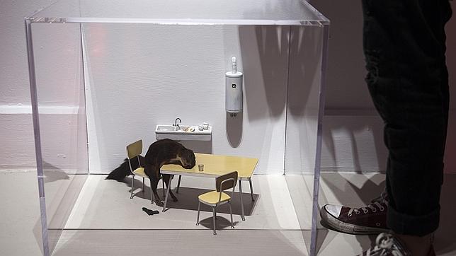 La obra «Bidibidobidiboo», de Maurizio Cattelan
