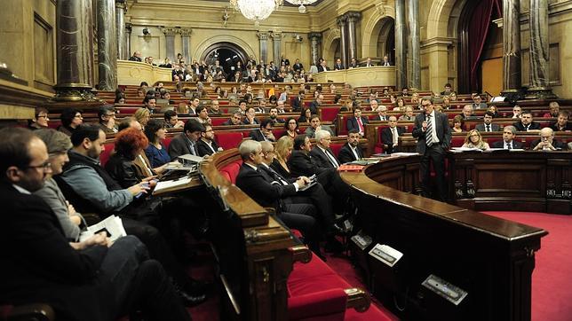 El Parlament Pide A La Fiscalía Que Reabra La Investigación De Los Hechos Del 4 F