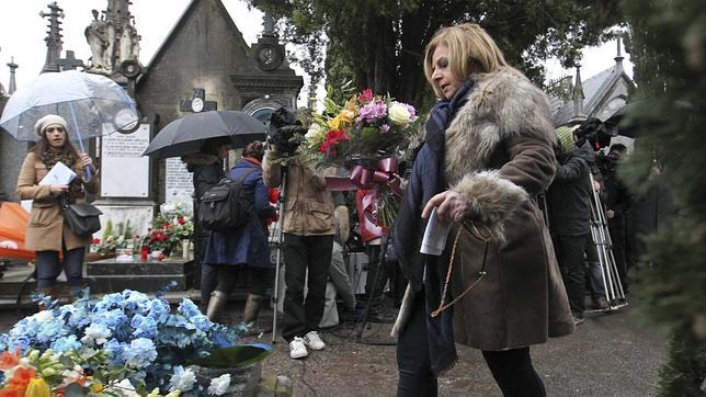 Ofrenda floral en homenaje a Gregorio Ordóñez. Archivo
