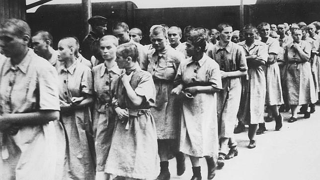 Mujeres prisioneras en Auschwitz