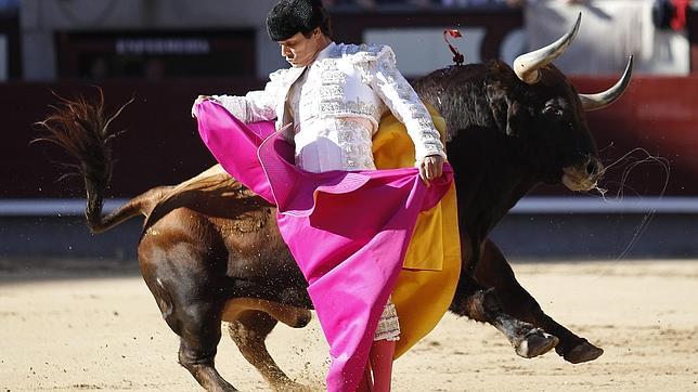 Miguel Abellán, por chicuelinas