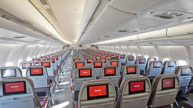 La participación en la subasta de vuelos de Iberia provoca que la aerolínea  abra nuevas rutas