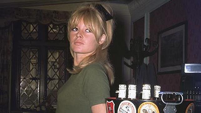 Salen A La Luz Fotografias Ineditas Debrigitte Bardot Secuestrada