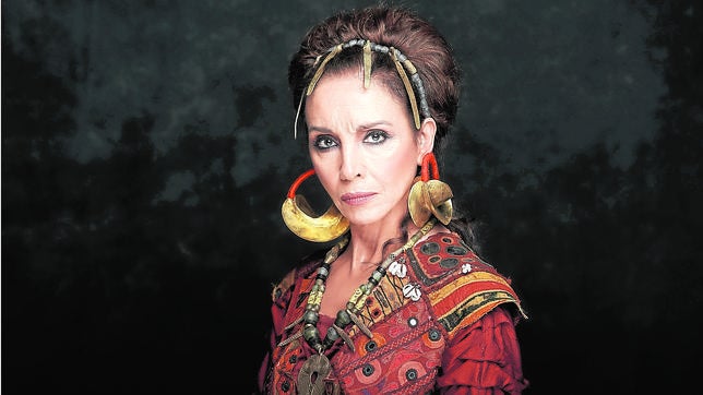 Ana Belén, caracterizada como Medea
