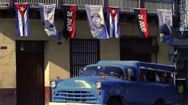 Santiago de Cuba adorna sus calles para la celebración del 26 de julio
