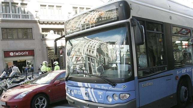 Imagen de archivo de un autobús de la EMT