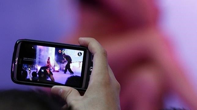 «The Adult Player», una app que promete contenido pornográfico gratuito a quien la descargue
