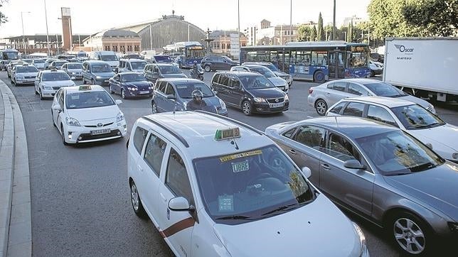 La Glorieta del emperador Carlos V encabeza el ránking de los puntos más ruidosos de Madrid con 67,8 decibelios por el día y 65,2 por la noche