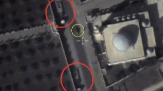 Imágenes cedidas por el Ministerio de Defensa ruso muestran posiciones de Estado Islámico