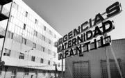 De izquierda a derecha, Craig Venter, Hamilton Smith, Francis Collins, John Sulston y Lean Weissenbach, los grandes investigadores del genoma humano, dejaron su dura competencia para fundirse en un simbólico gesto amistoso. Efe