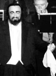 EFE Pavarotti, durante su actuación