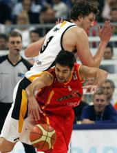 AP Femerling arrolla a Navarro