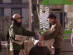 La prensa gratuita busca su oportunidad en medio de la crisis