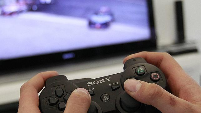 Piratas informáticos venden datos de dos millones de tarjetas de PlayStation Network