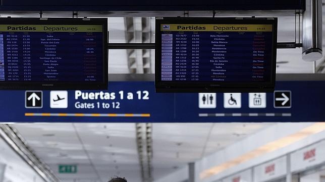 Aerolíneas Argentinas restablece algunos vuelos desde Buenos Aires