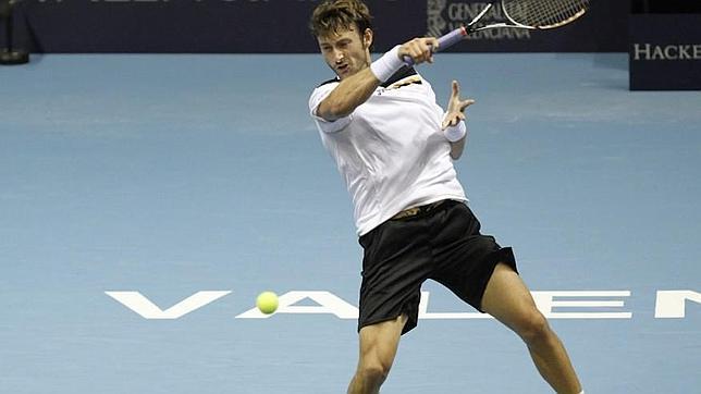La constancia de Ferrero derrota a Bogomolov