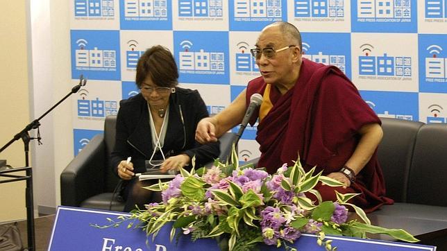 El Dalai Lama denuncia el «genocidio cultural chino»