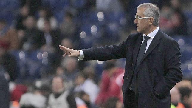 Gregorio Manzano seguirá en el Atlético al menos tres partidos más